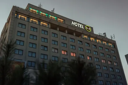 B&B Hotel Nowy Targ Centrum Отели рядом с достопримечательностью «Pieniny»