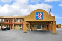 Motel 6 Visalia, CA Hotels in Visalia