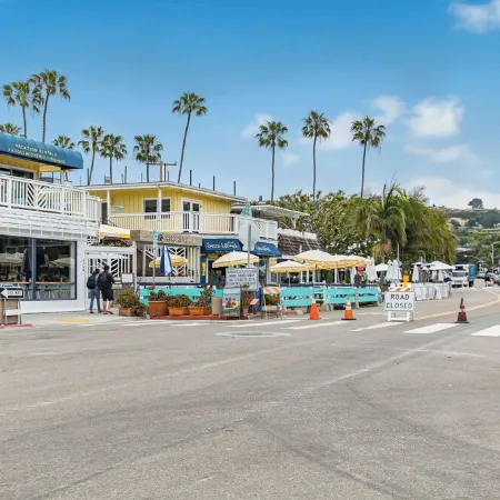 "The Shores" One Bedroom with A/C Steps to La Jolla Shores Beach, San Diego