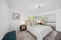 Tropical Oasis with Private Pool & Spa, Minutes from Siesta Key Beach! - مسبح خاص