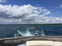 Private, Cozy, Quiet on double lot near Beautiful Higgins and Houghton Lakes Hotels in Markey Township