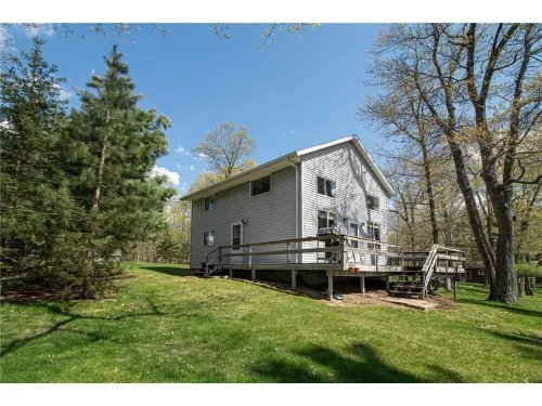Private cabin on beautiful Long Lake- close to Walker and Longvile