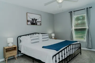 Spacious Hidden Gem Near Downtown Titusville Hotels near Looney Surfboards