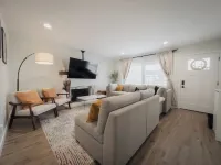 Serene river view & beach walk, near Monterey Aquarium, Laguna Seca, Santa Cruz Hotels in Moss Landing