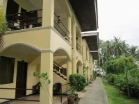 Lukay Las Brisas Hotels in Острів Боракай