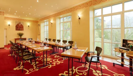 Park Villa Zentral am Mittelrhein - Zimmer & Apartments Self Check IN Отели в г. Фильзен