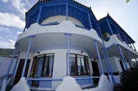 Karavos Sea View Apartments Hotel a 
