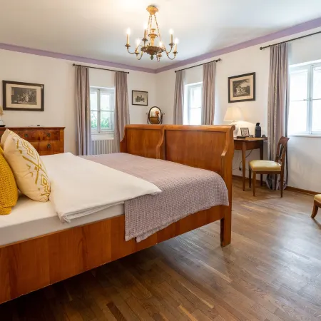 Der Schlosswirt zu Anif - Biedermeierhotel Und Restaurant