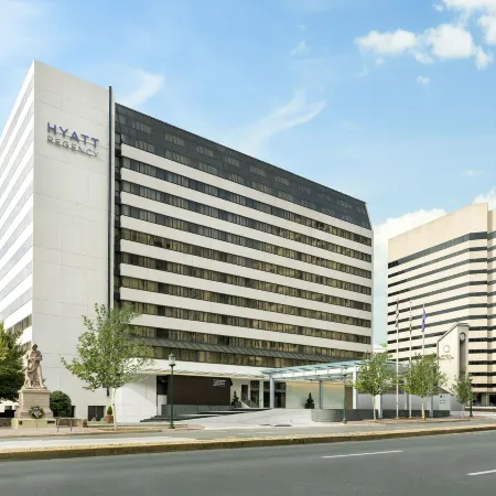 Hyatt Regency Bethesda Отели рядом с достопримечательностью «Станция метро Bethesda»