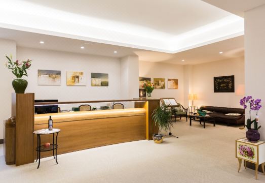 빌라 카발레티 부속 와이너리의 와인 저장고