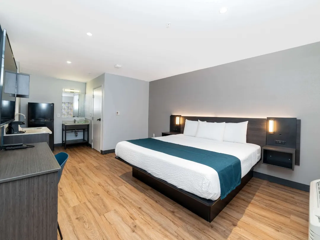 Studio 6 Suites Stockton, Ca – Waterfront - Stockton, CA
