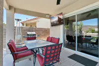 Lakefront-Pool-Pontoon-HotTub-PoolTable-Arcade-FirePits-Cardinal Stadium-WM Open