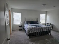 Spacious 5-bedroom house with AC, WiFi minutes from Texas A&M University