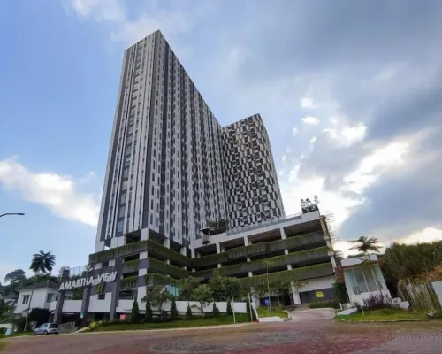 Best Price Studio Apartment Amartha View Hotels in Ngaliyan
