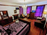 Arcadia Academy Hotels in Pilot Knob