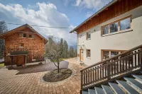 Waldharmonie Chalet & Apartments - Mountain view