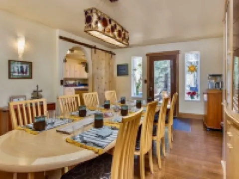 Bell in the Woods B&B Hotels in Seward