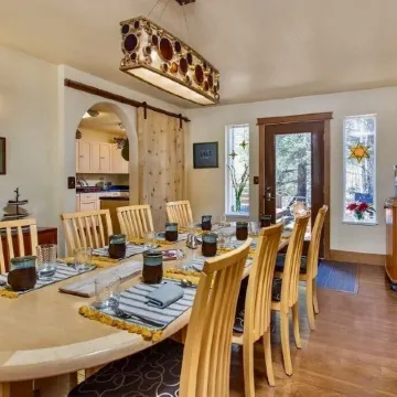 Bell in the Woods B&B Отели в г. Сьюард