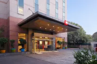 Ibis Pune Viman Nagar Hotels in der Nähe von Shri Mrutyunjayeshwar Temple