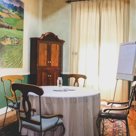 Pontac Manor Hotel & Restaurant