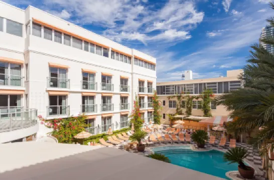 The Plymouth South Beach Hotels near The Bass