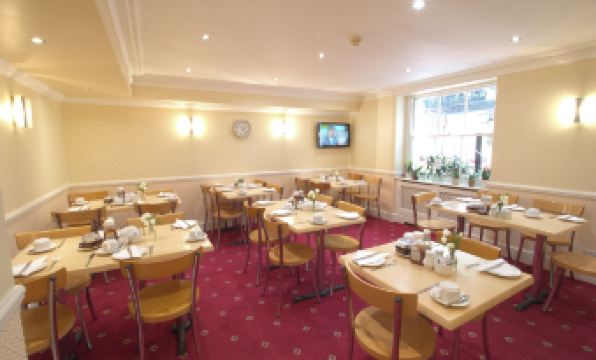 Balmoral House Hotel