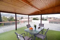 Agia Paraskevi, a Cozy and Minimal Retire Hotels in Chalandri