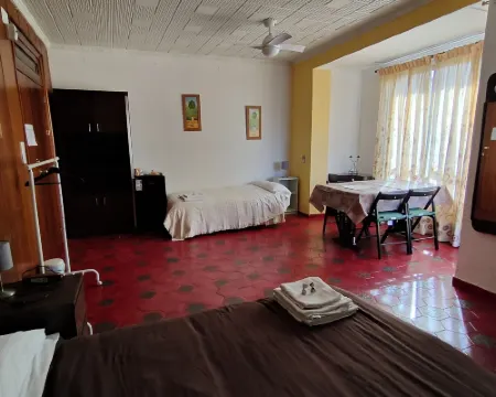 Pensión Benavente Hotels in Moncófar