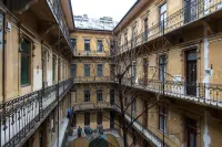 Real Apartments Klauzál II