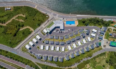 Arte Resort Spa & Pool Villa Hotels near J Glamping