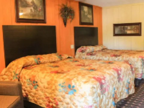 Charles Wesley Motor Lodge Downtown Broken Bow- Hochatown Hotels in Broken Bow