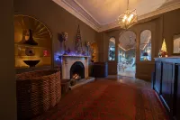 Beechfield House Hotel a Bromham