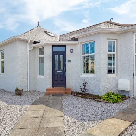 Seafield House - Donnini Apartments