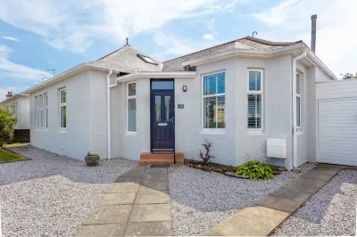 Seafield House - Donnini Apartments Hotels near Culzean Castle