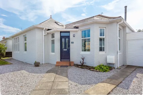 Seafield House - Donnini Apartments