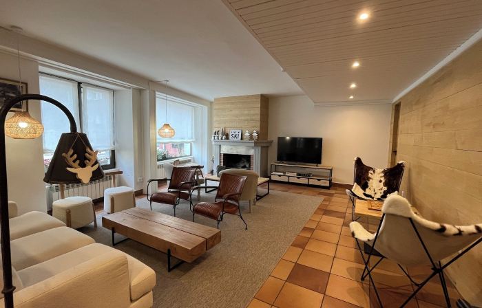 Hotel Joan Canejan