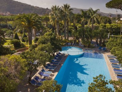 Hotel Alpha
