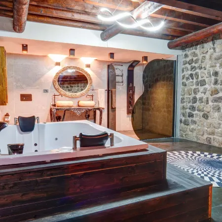 Kerem Ile Asli Hotel