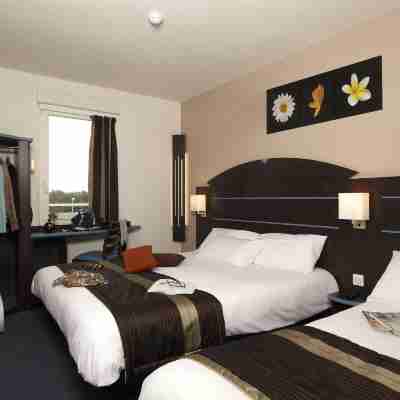 Kyriad Dol de Bretagne Rooms