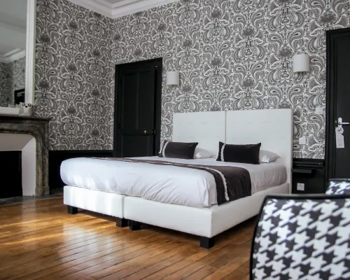 小佩裏耶 拉瓦勒酒店