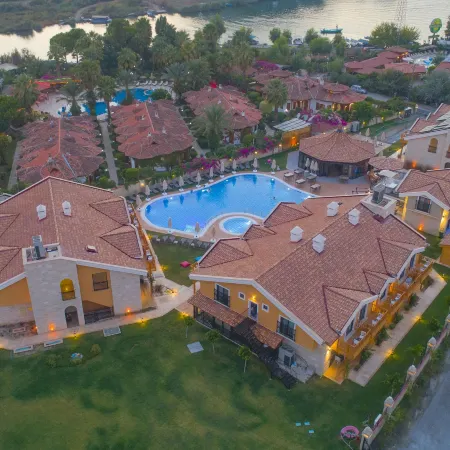 Dalyan Live Spa Hotel