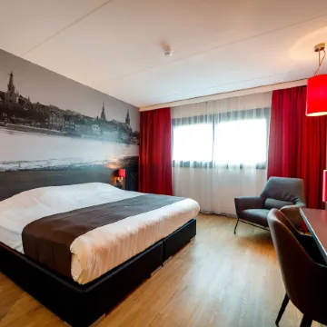 Bastion Hotel Nijmegen Отели в г. Нимеген