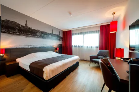 Bastion Hotel Amsterdam Airport Отели рядом с достопримечательностью «Historisch Museum Haarlemmermeer»