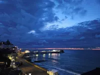 Charming 1-Bed Apartment in Cromer Town Centre Hotels in West Runton