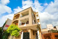 Via Prashansa Palace - Banaras Railway Station Hotels in Varanasi