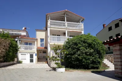 Apartments Domic