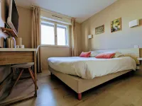 Fuzei Hôtel Lorient-Lanester فنادق في Caudan
