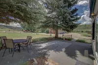 The Lodges of Oak Creek - 2-Star