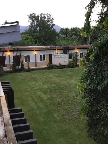 รูปภาพของสวนริมธาร สวนผึ้ง Suanrimtarn Suanphung