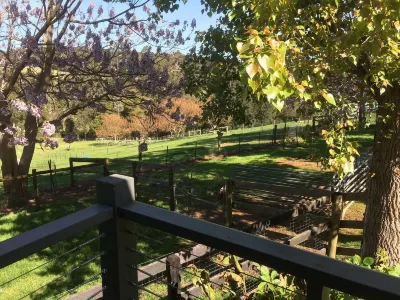 Emerald Ridge Hotels in Beaconsfield